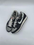 (2020) Nike Challenger OG Smoke Grey Shadow Sail Retro Trainers Men’s UK 9