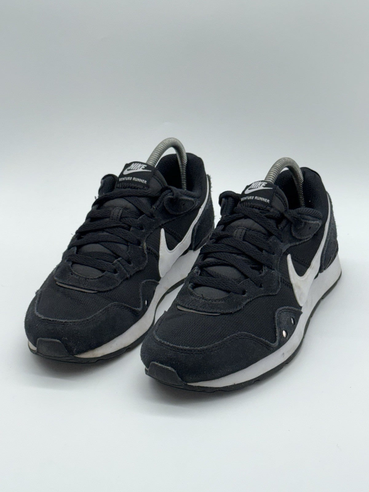 (2021) Nike Venture Runner Black White Suede Retro Trainers UK 7