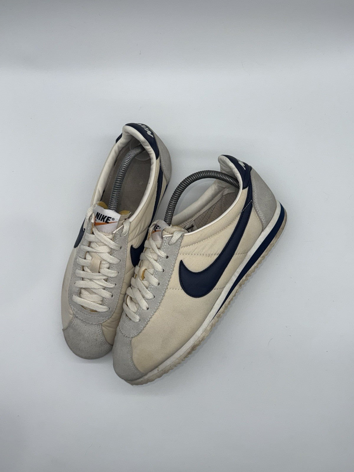 (2011) Vintage Nike Classic Cortez Ivory Cream x Navy Men’s UK 8