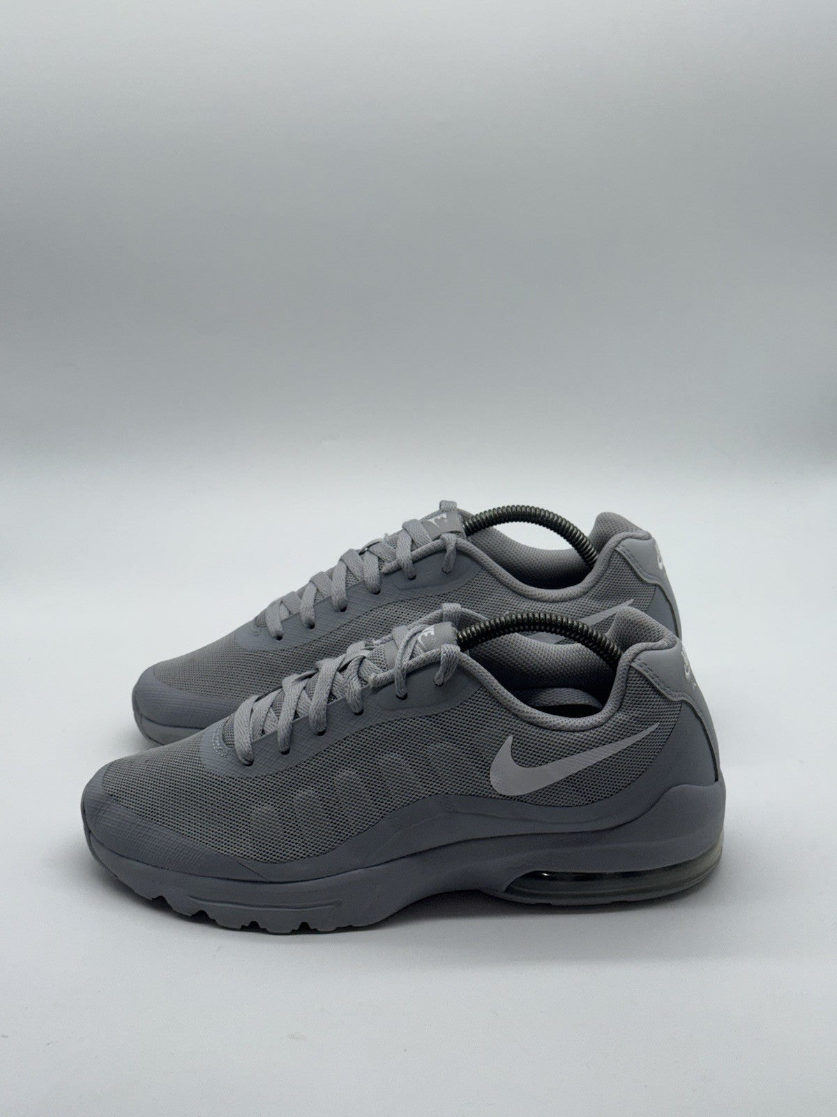 Nike Air Max Invigor 'Wolf Grey x White' (2025) – UK 7.5