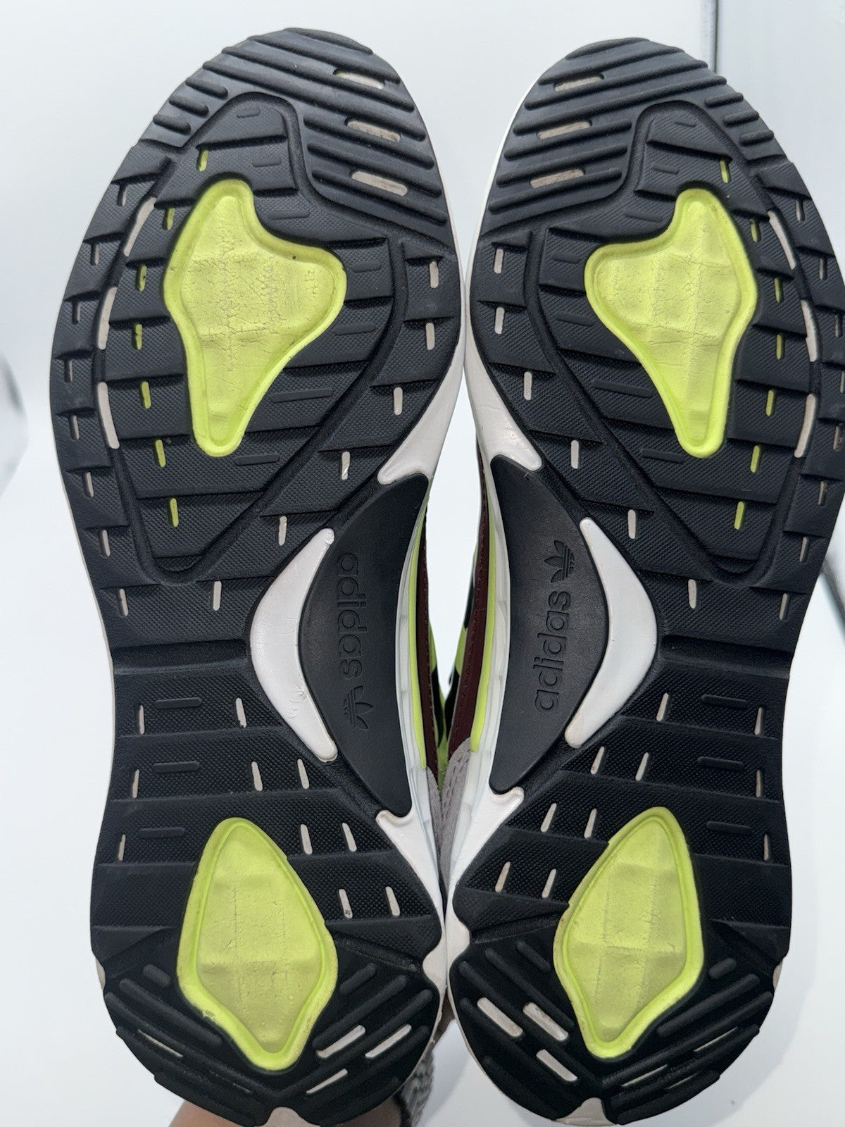 Adidas SL 7200 'Core Black x Solar Yellow' (2020) – UK 8.5