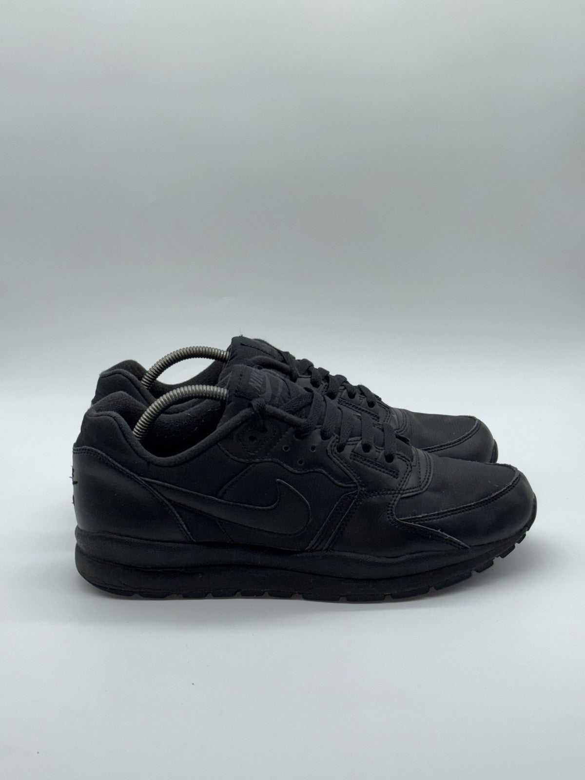 (2015) Nike Air Windrunner Retro Triple Black Trainers Men’s UK 9