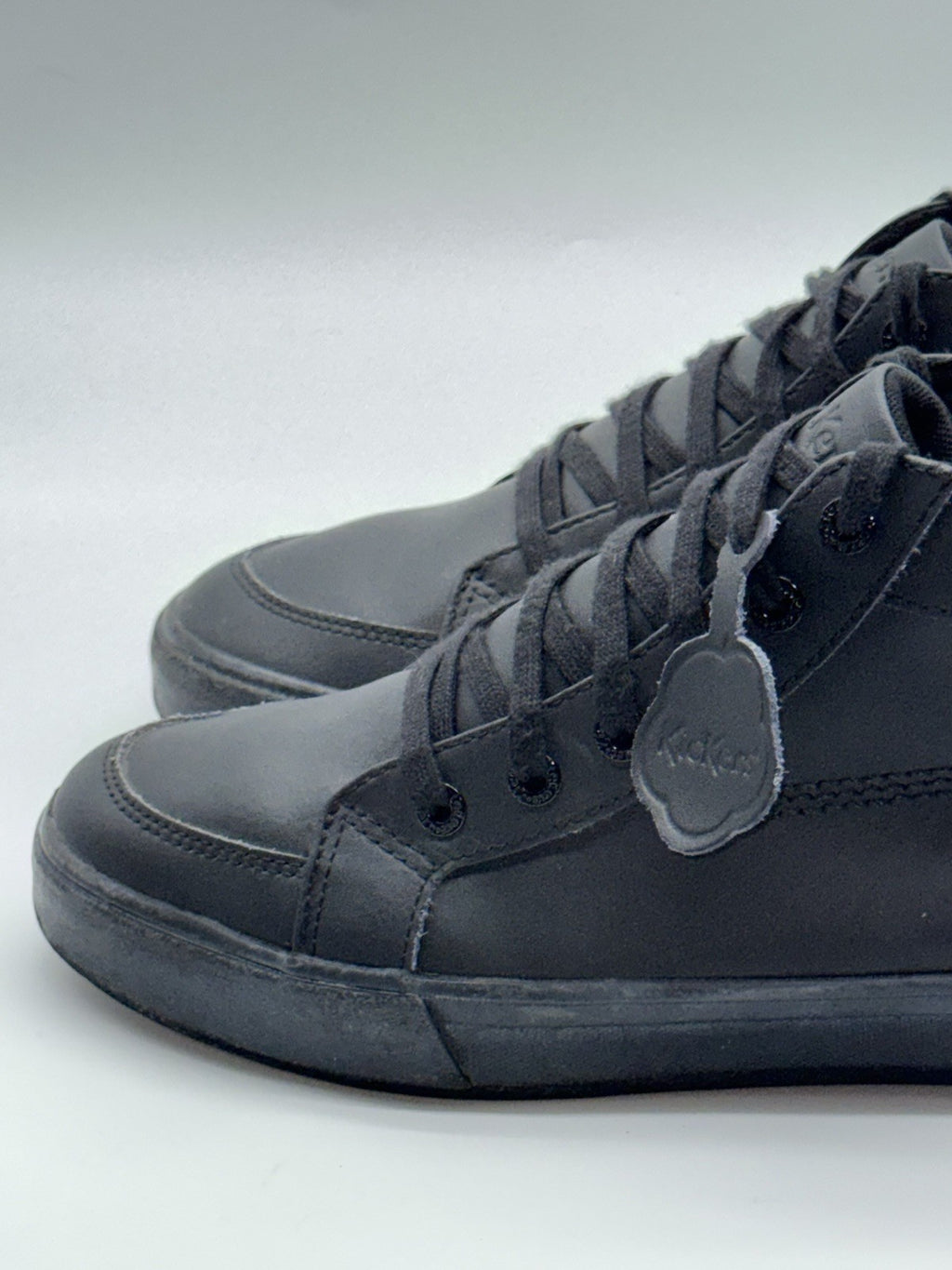 Kickers Tovni Hi Leather 'Black' – UK 8