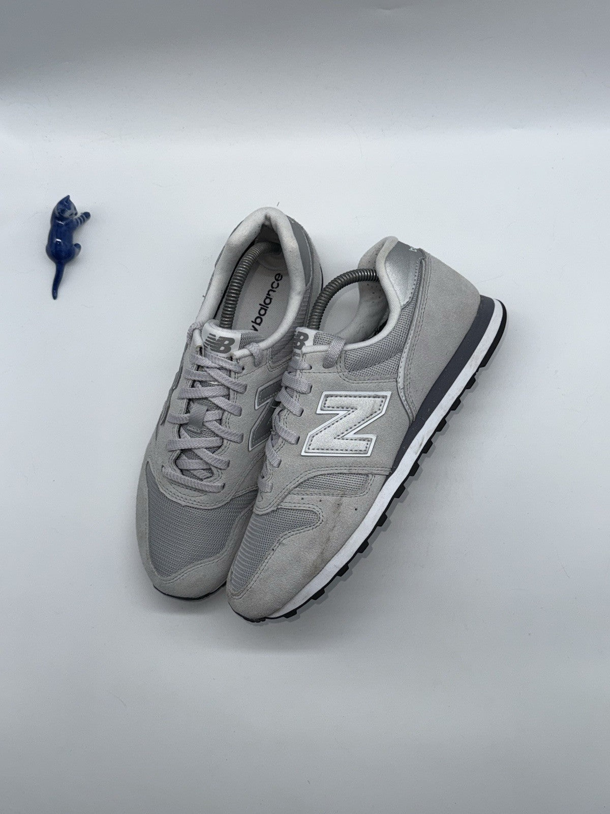 New Balance 373 Light Grey x White Trainers Size UK 8