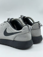 (2014) Nike Roshe One Run Wolf Grey x Black Size UK 7 Trainers