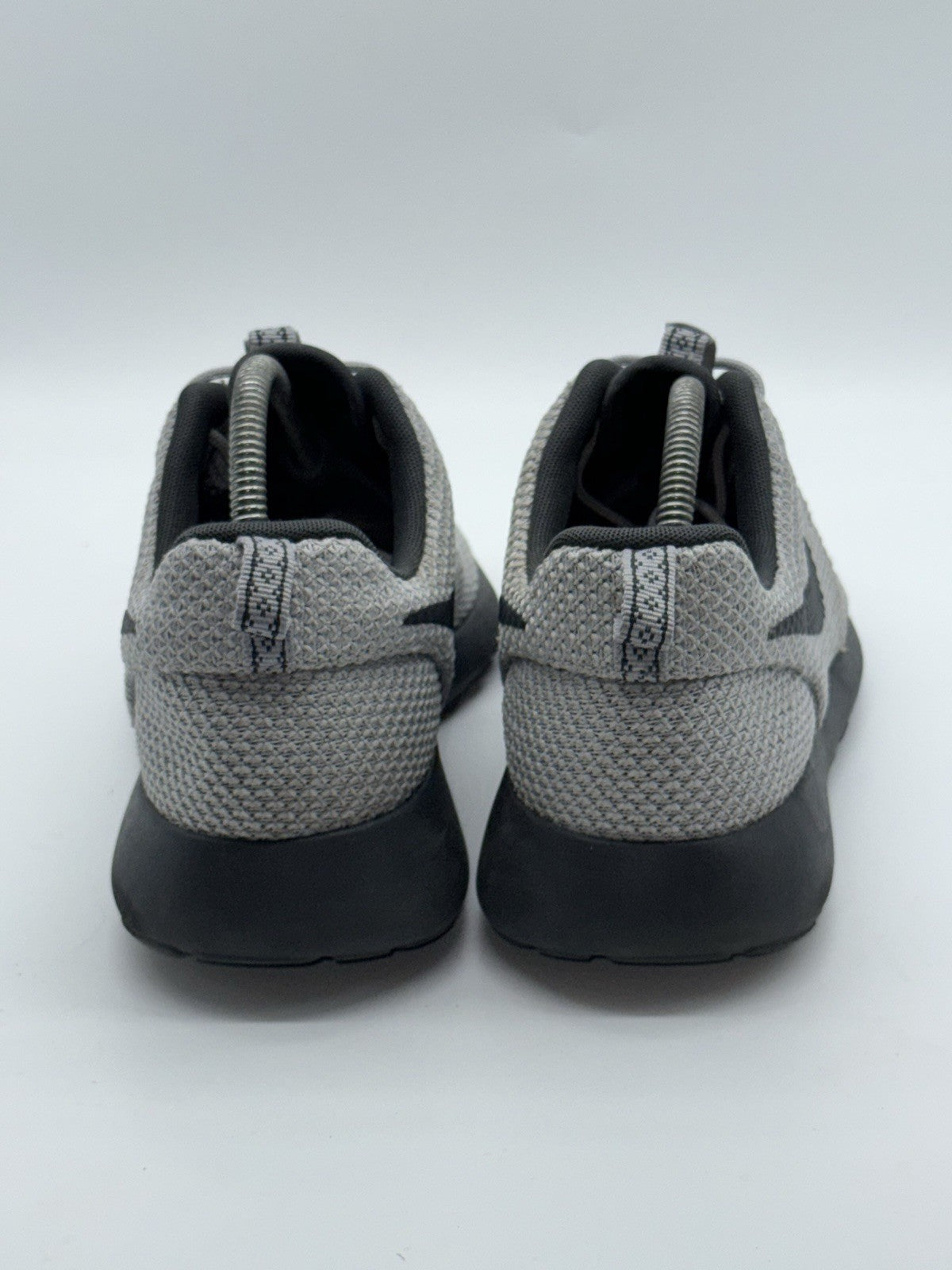 (2014) Nike Roshe One Run Wolf Grey x Black Size UK 7 Trainers