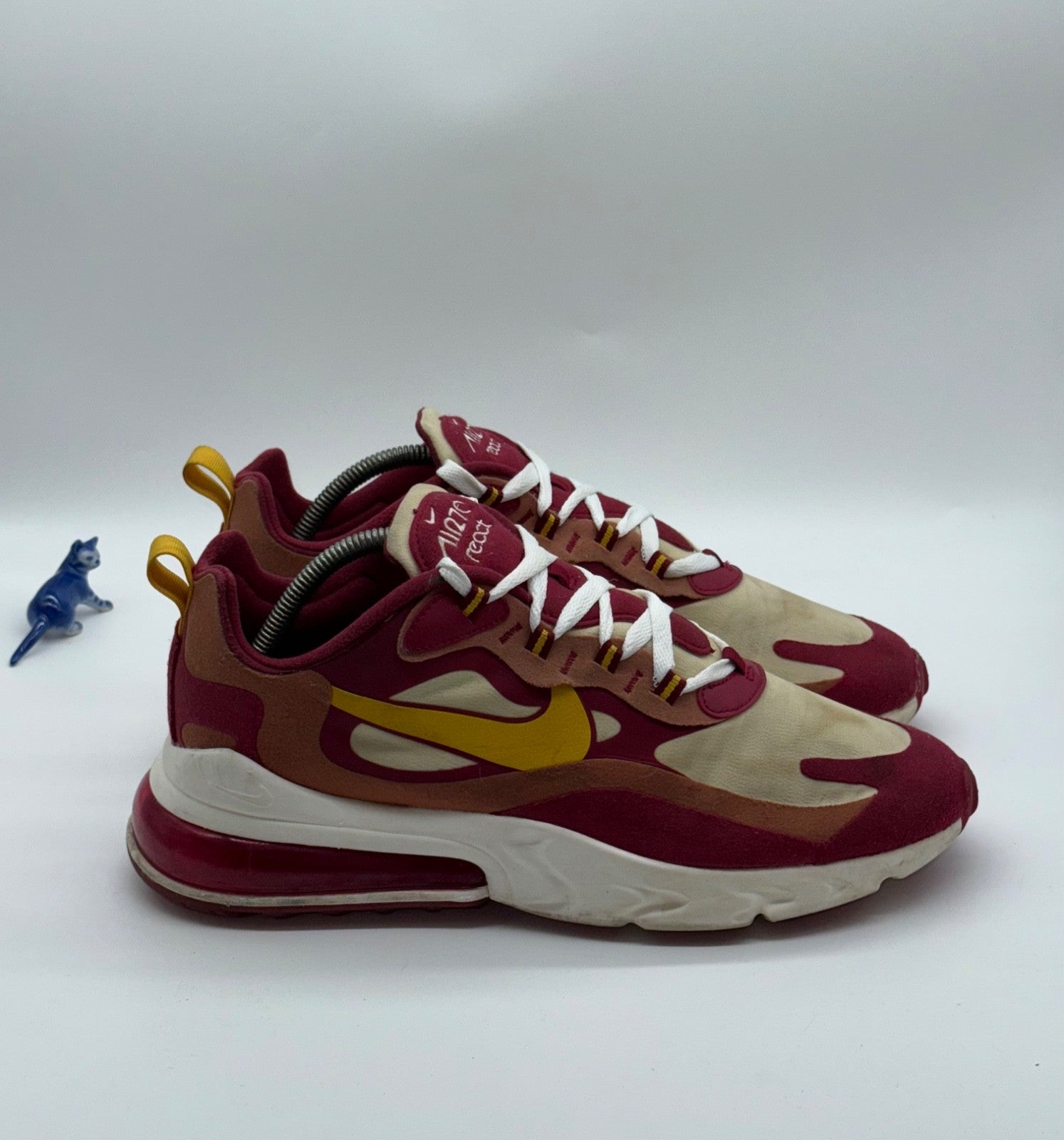 Nike Air Max 270 React Noble Red x Dusty Peach Trainers Men’s UK 9 (AO4971-601)