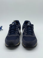 (2019) Nike MD Runner 2 Midnight Navy White Wolf Grey RetroTrainers UK 7.5