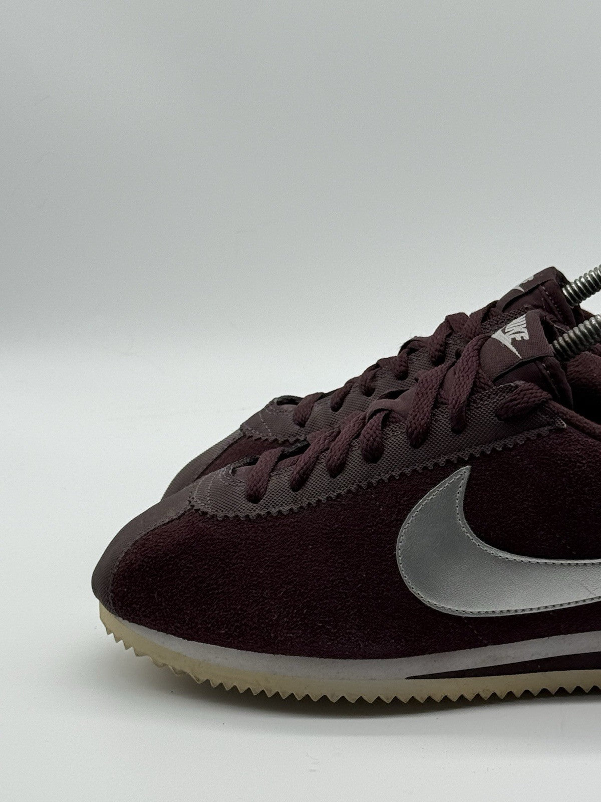 (2015) Nike Classic Cortez Suede OG Burgundy Dark Red Size UK 8 (749571-201)