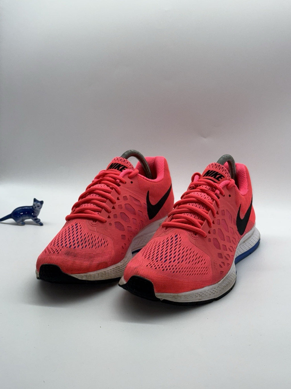 Nike Zoom Pegasus 31 - Hyper Punch/Black/Crimson Pink Trainers UK 8