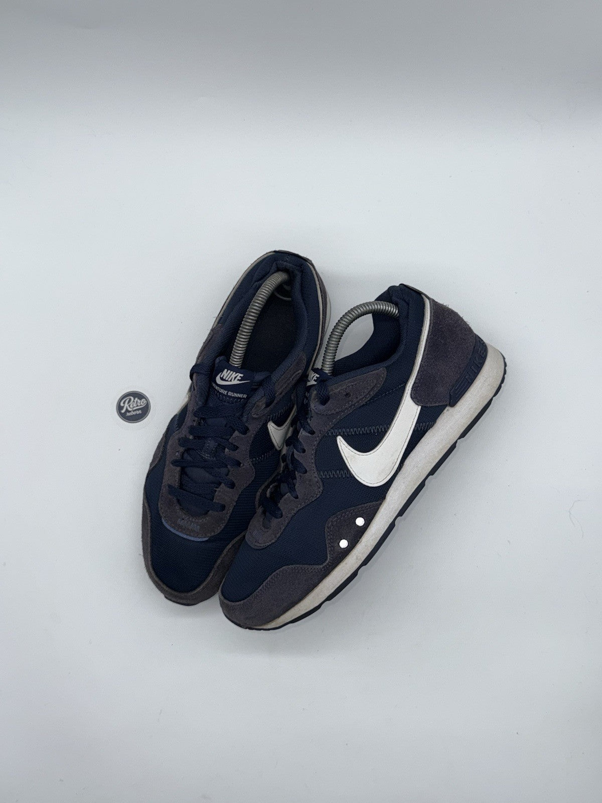 Nike Venture Runner 'Navy x White' trainers – UK 7