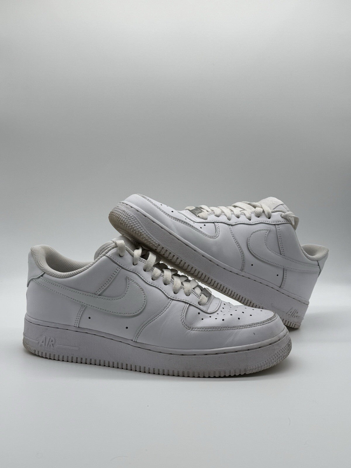 Nike Air Force 1 '07 Low Triple White Size 8 UK
