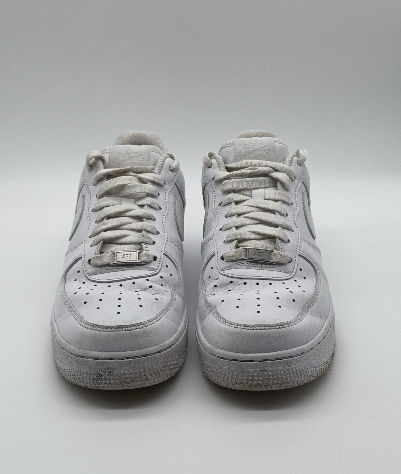Nike Air Force 1 '07 Low Triple White Size 8 UK