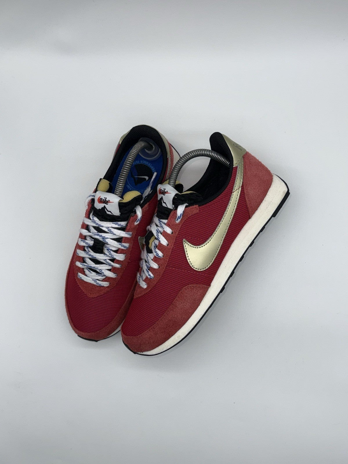 Nike Waffle Trainer 2 SD 'Gym Red x Metallic Gold' – UK 7