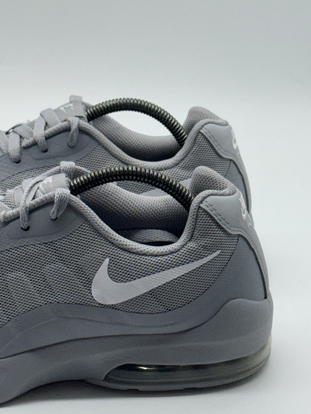 Nike Air Max Invigor 'Wolf Grey x White' (2025) – UK 7.5