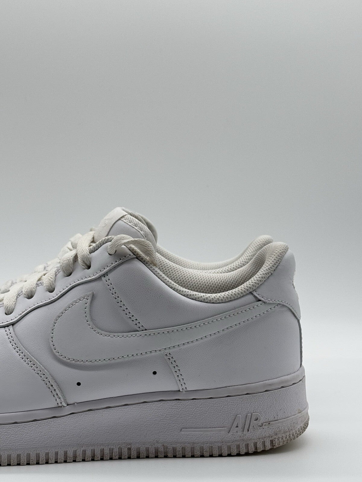 Nike Air Force 1 '07 Low Triple White Size 8 UK