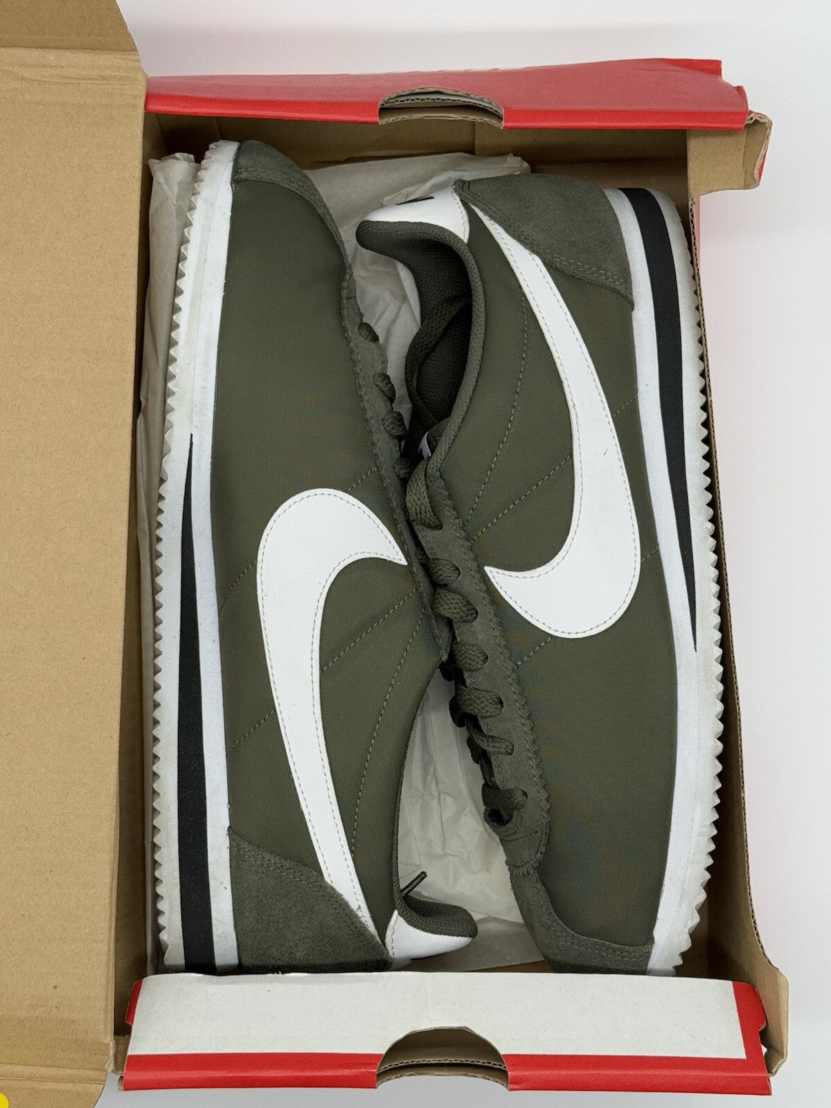 Men’s Nike Classic Cortez Nylon Cargo Khaki & White Size UK 9.5 (807472-300)