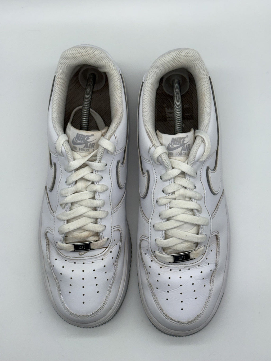 Nike Air Force 1 '07 Low White Wolf Grey Sole Size UK 10.5 (DV0788-100)