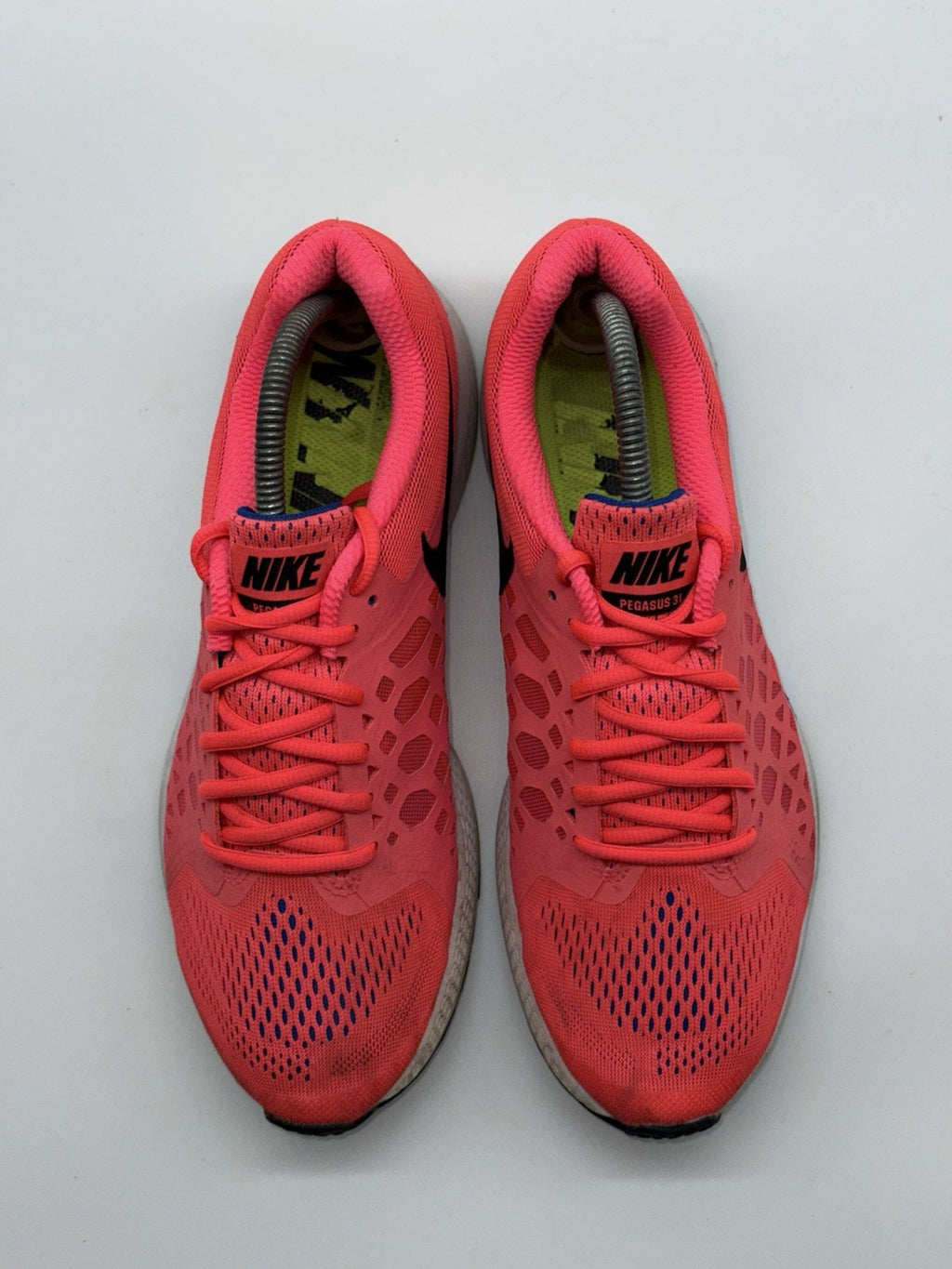 Nike Zoom Pegasus 31 - Hyper Punch/Black/Crimson Pink Trainers UK 8