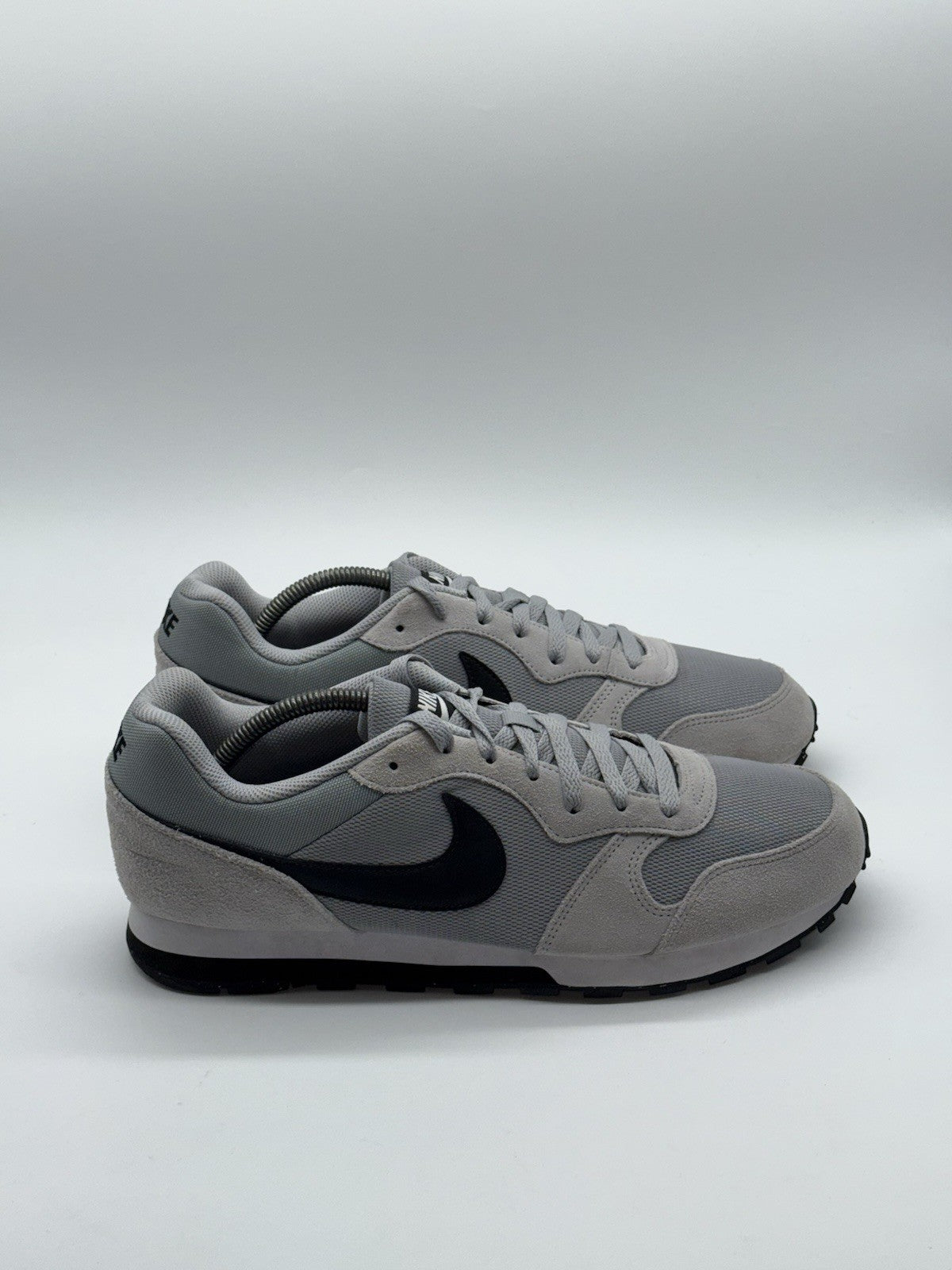 Nike MD Runner 2 'Wolf Grey x Black x White' (2023) – UK 10.5