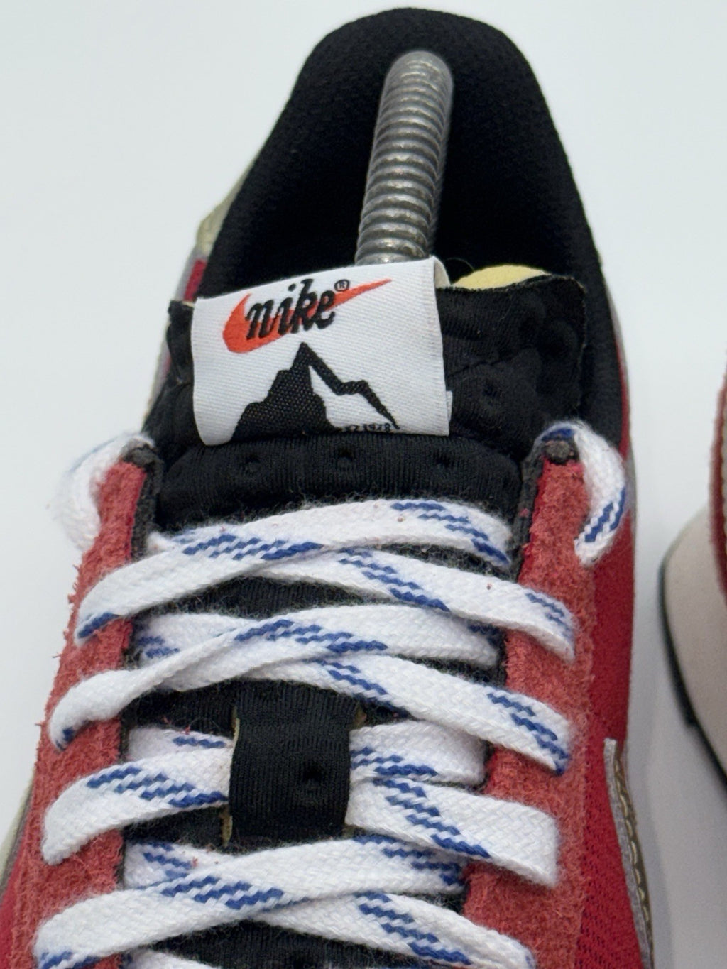 Nike Waffle Trainer 2 SD 'Gym Red x Metallic Gold' (2021) – UK 7
