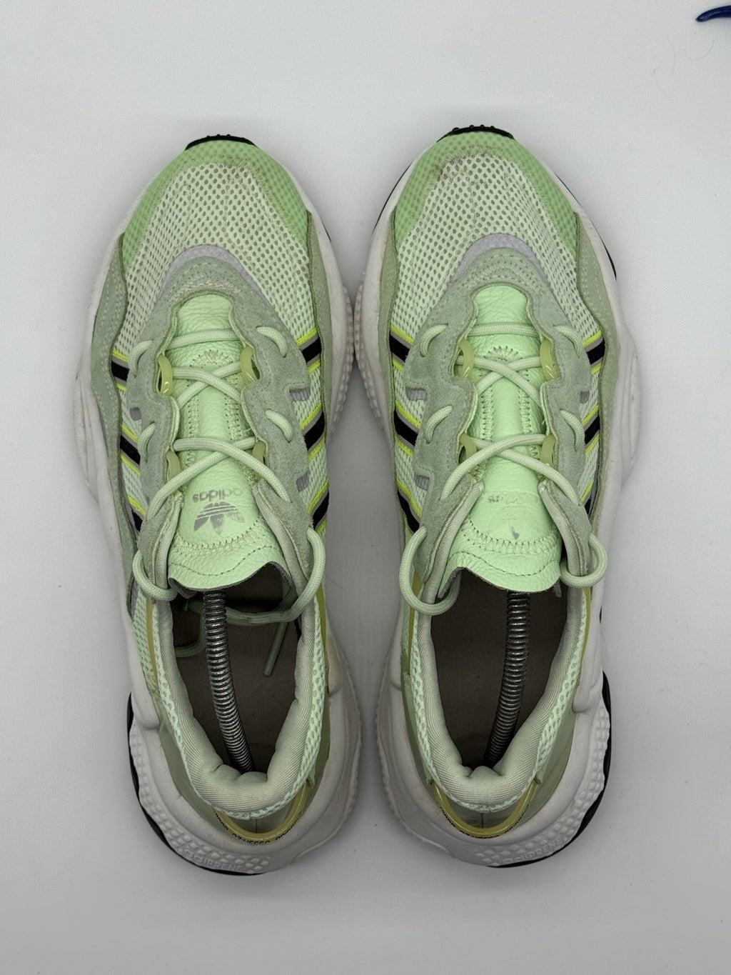 Adidas Ozweego Glow Green EE6466 UK 9.5 Men’s Trainers Gym Running Casual