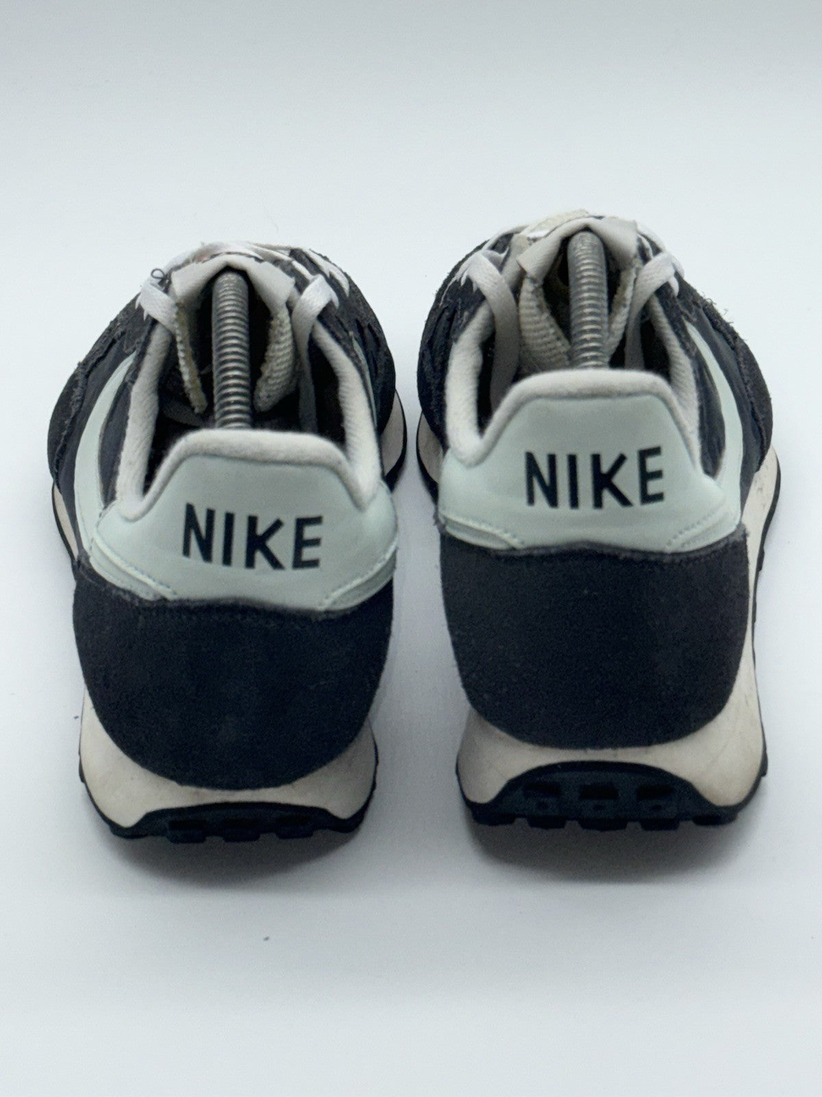 (2020) Nike Challenger OG Smoke Grey Shadow Sail Retro Trainers Men’s UK 9