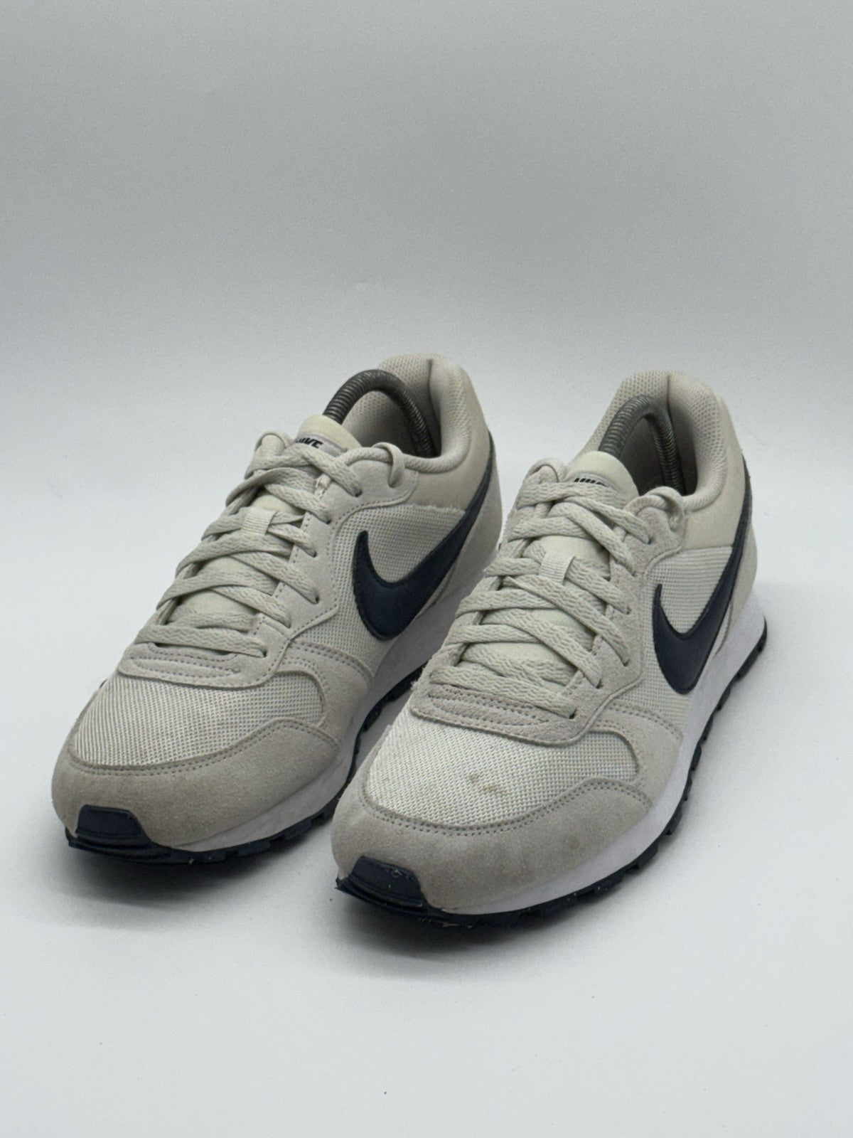 Nike MD Runner 2 'Light Bone x Obsidian' – UK 9