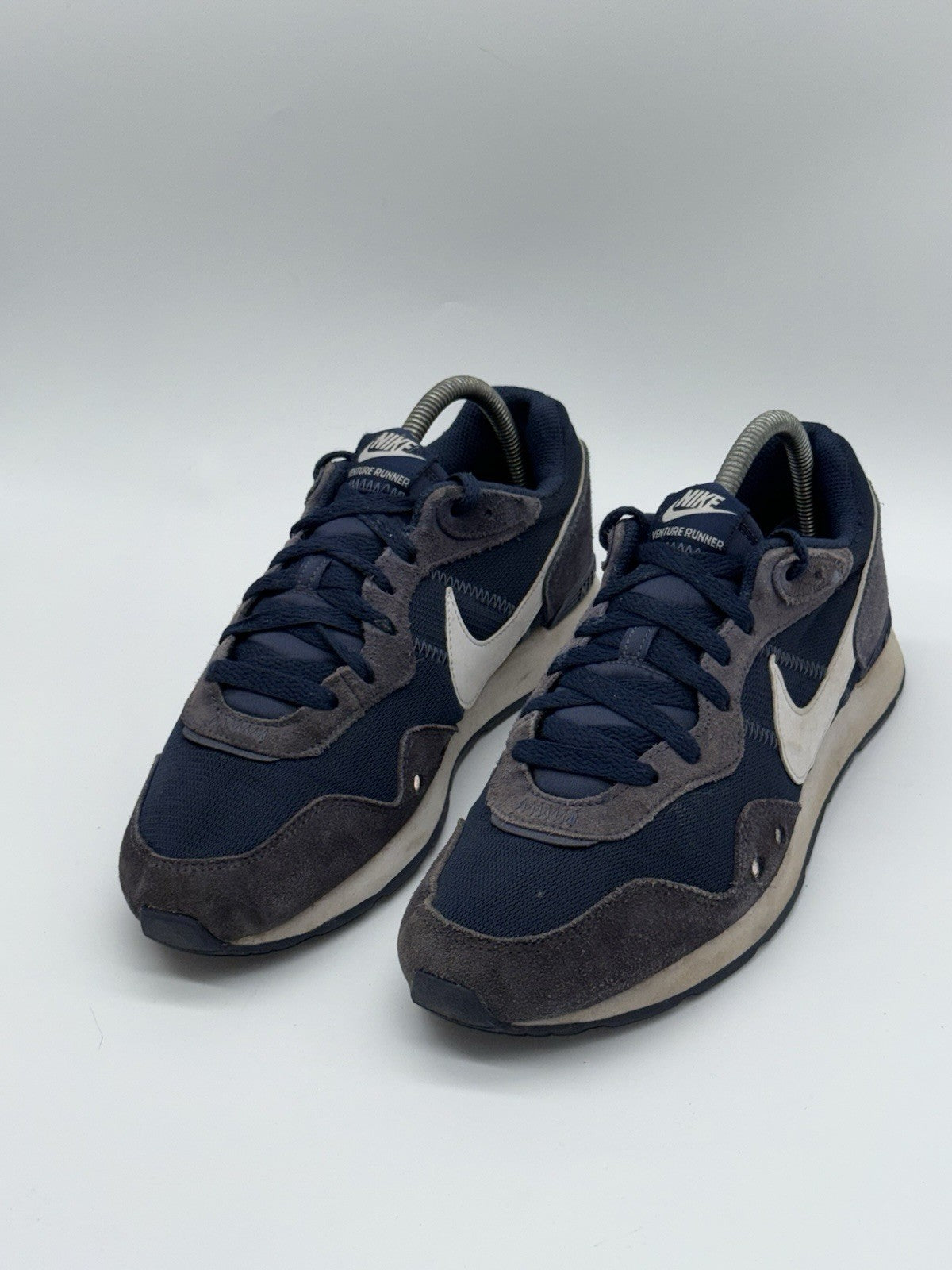 (2023) Nike Venture Runner Midnight Navy Blue White Trainers Size UK 7