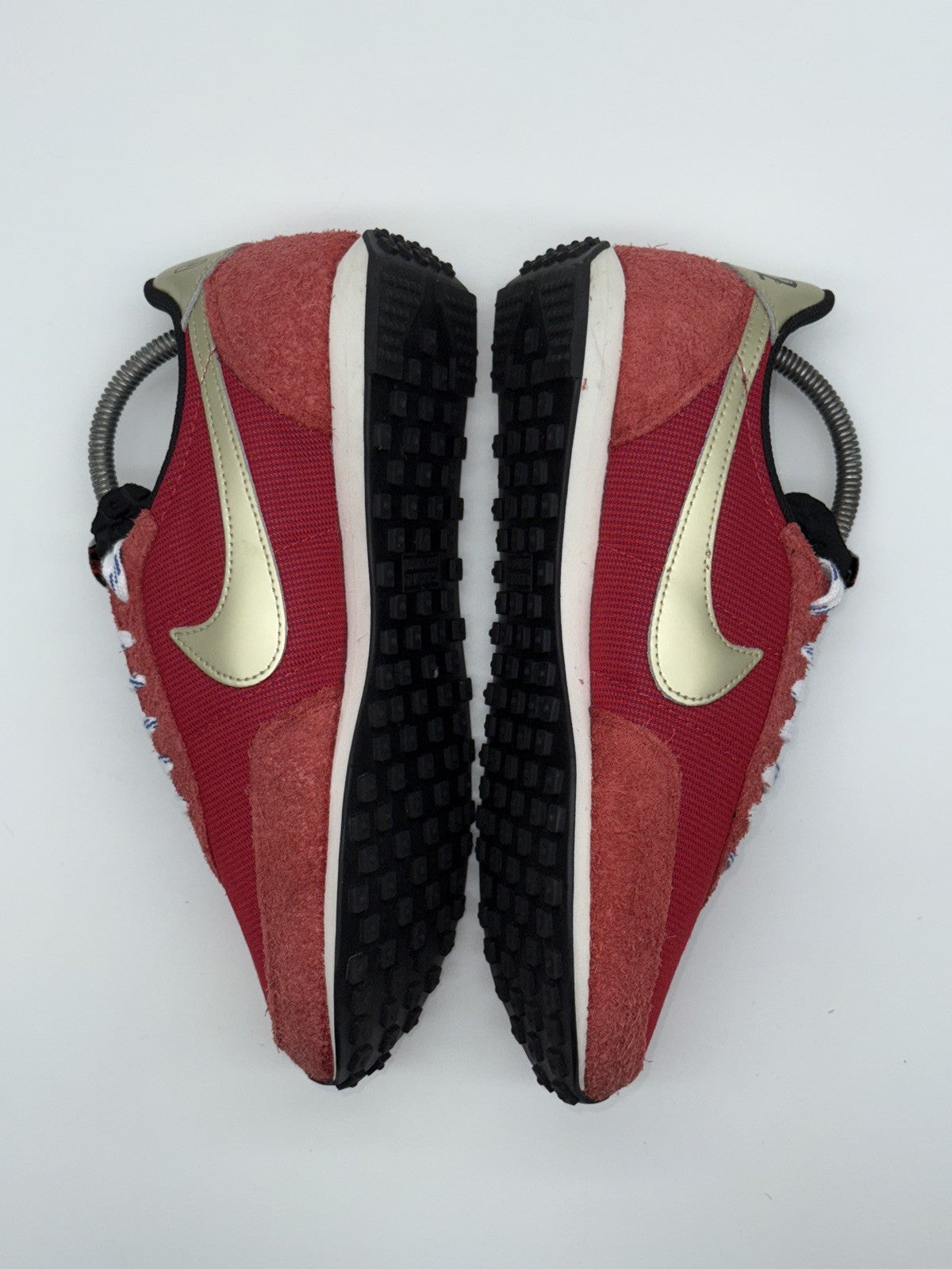 (2021) Nike Waffle Trainer 2 SD Gym Red Metallic Gold Star UK 7 (DC8865-600)