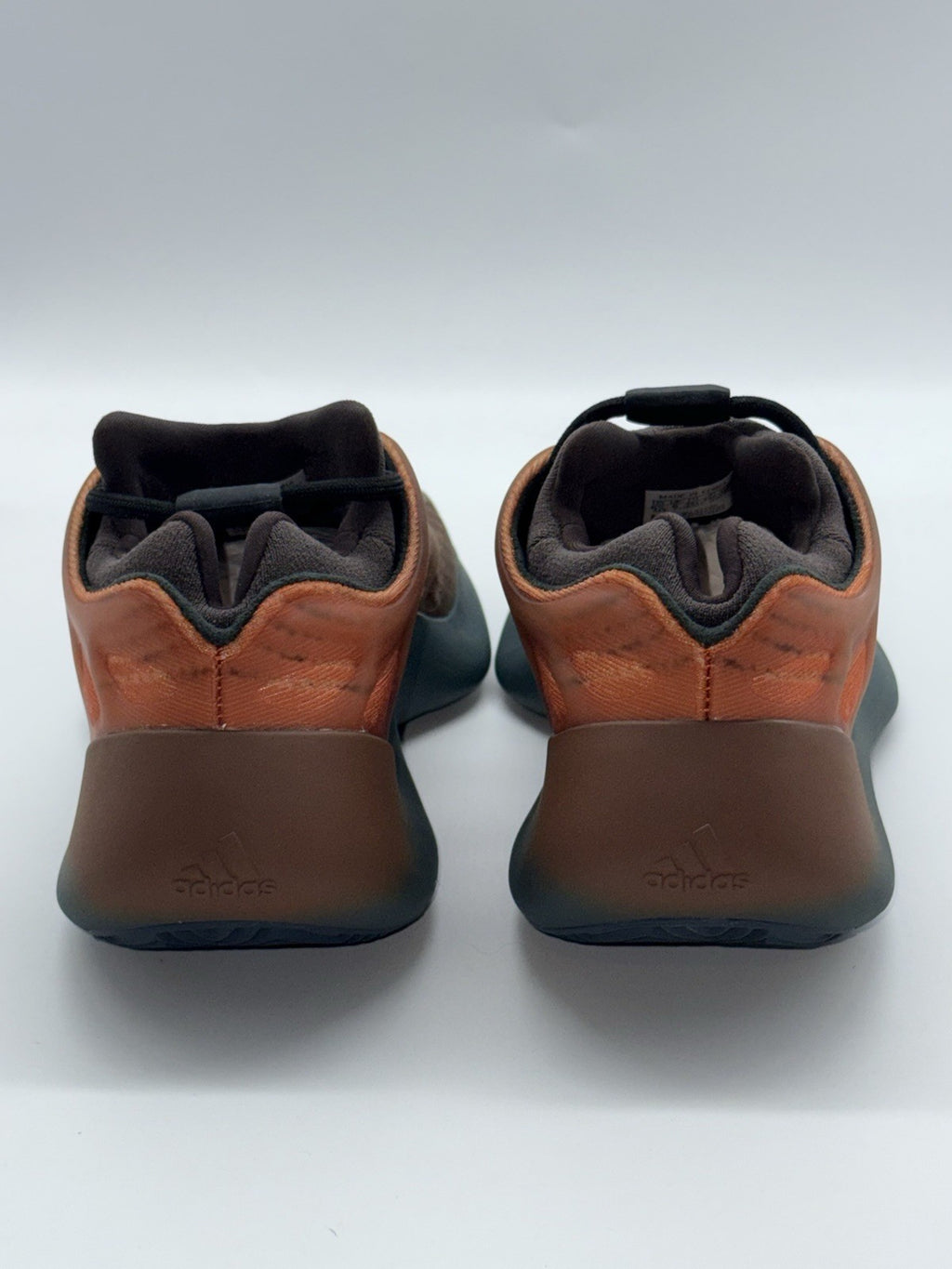 Adidas Yeezy Boost 700 V3 Copper Fade Size UK 6 Brand New Unworn GY4109
