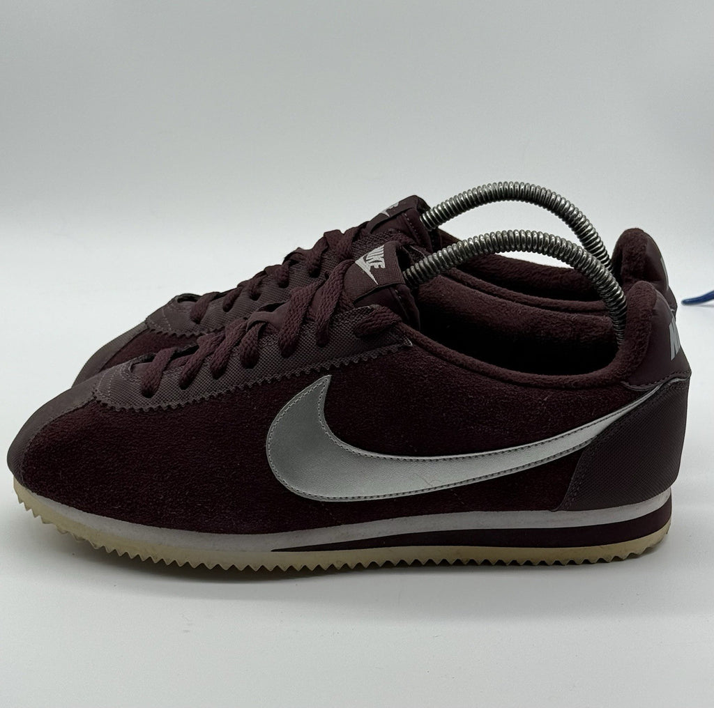 (2015) Nike Classic Cortez Suede OG Burgundy Dark Red Size UK 8 (749571-201)