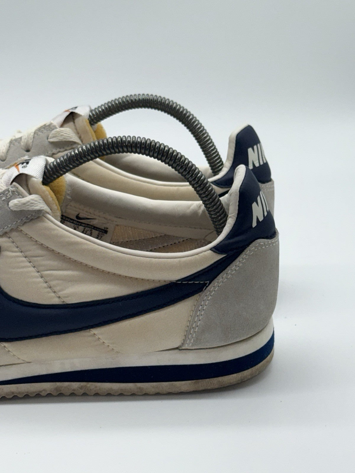 (2011) Vintage Nike Classic Cortez Ivory Cream x Navy Men’s UK 8