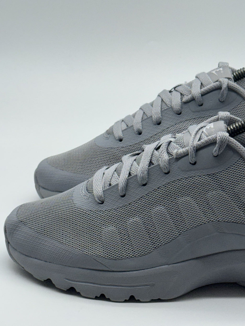 Nike Air Max Invigor 'Wolf Grey x White' (2025) – UK 7.5