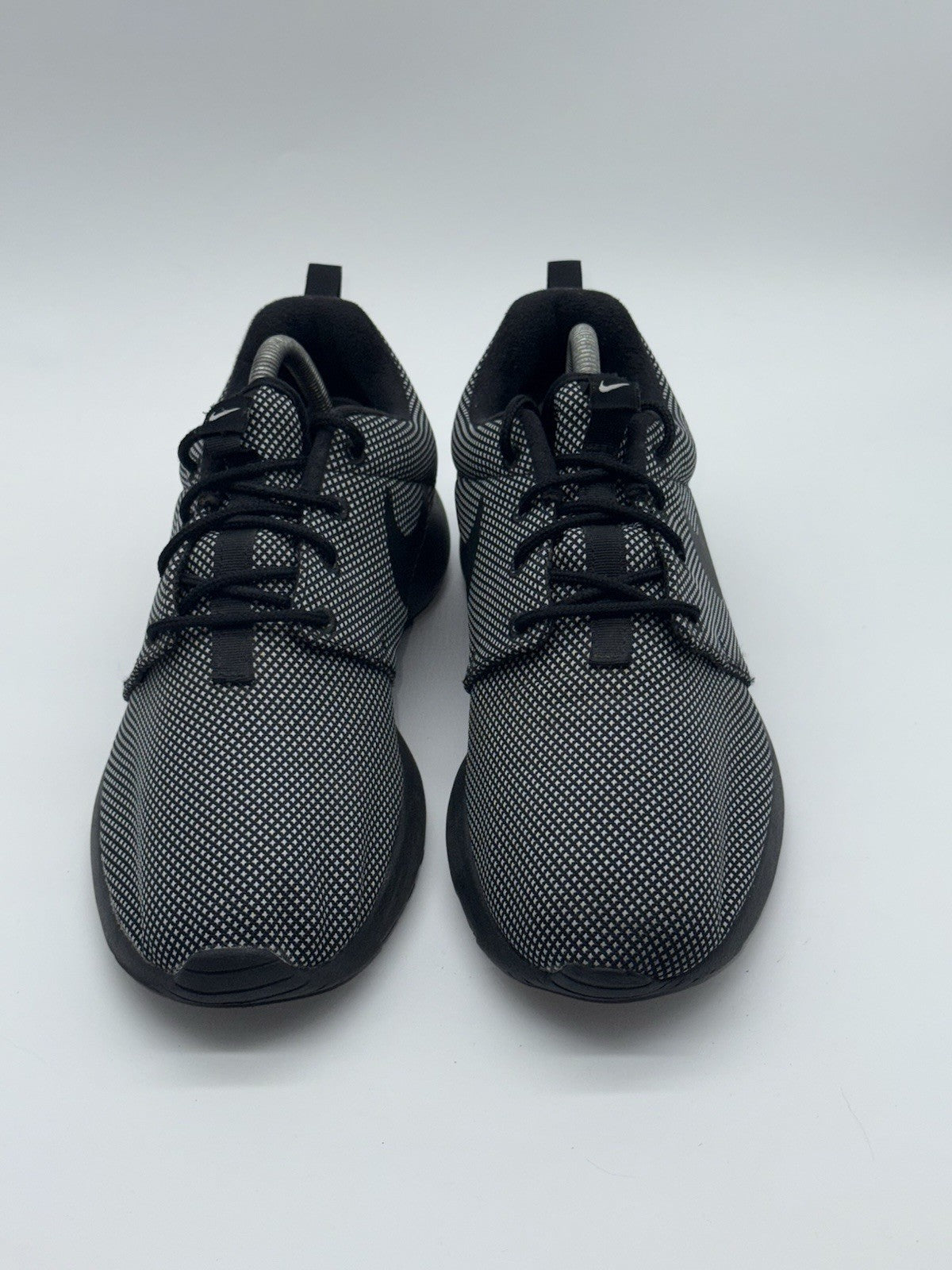 (2015) Nike Roshe One Premium Black White Men’s Retro Trainers Gym Running UK 8