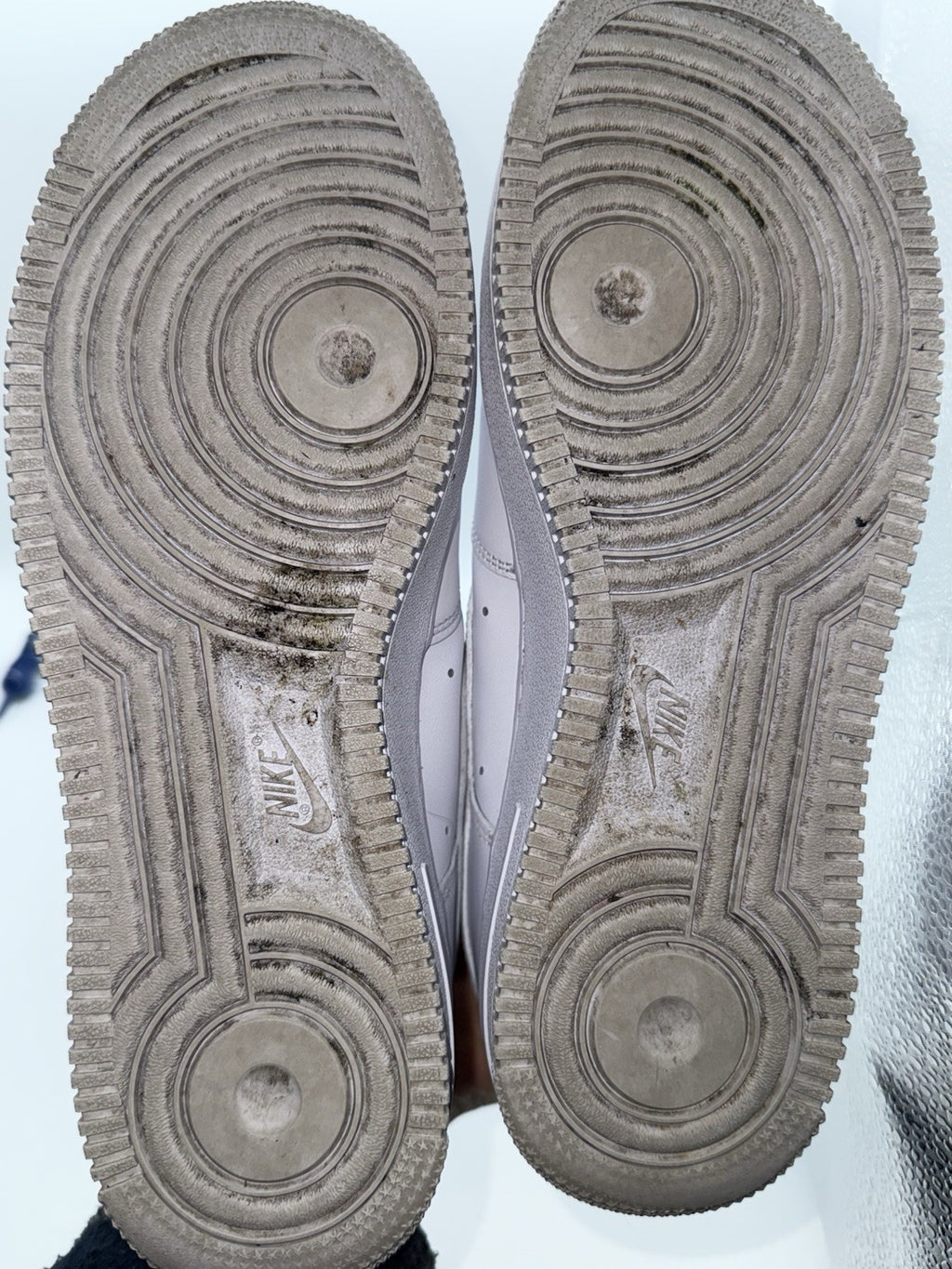 Nike Air Force 1 Low '07 White Men's UK 8 (CW2288-111) - Worn Twice