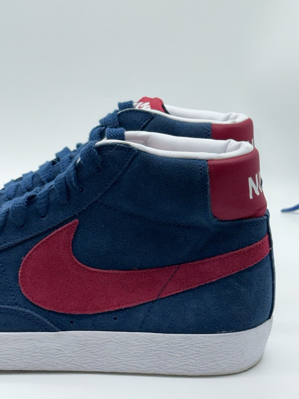 (2013) Nike Blazer Mid Suede Trainers Navy Blue/Red/White UK 9 (371761-461)