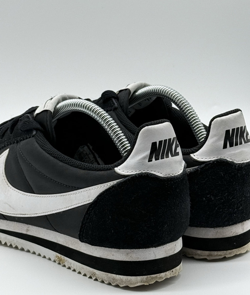 (2018) Nike Classic Cortez Nylon ‘OG’ | Black/White | UK 7 | (807472-011)