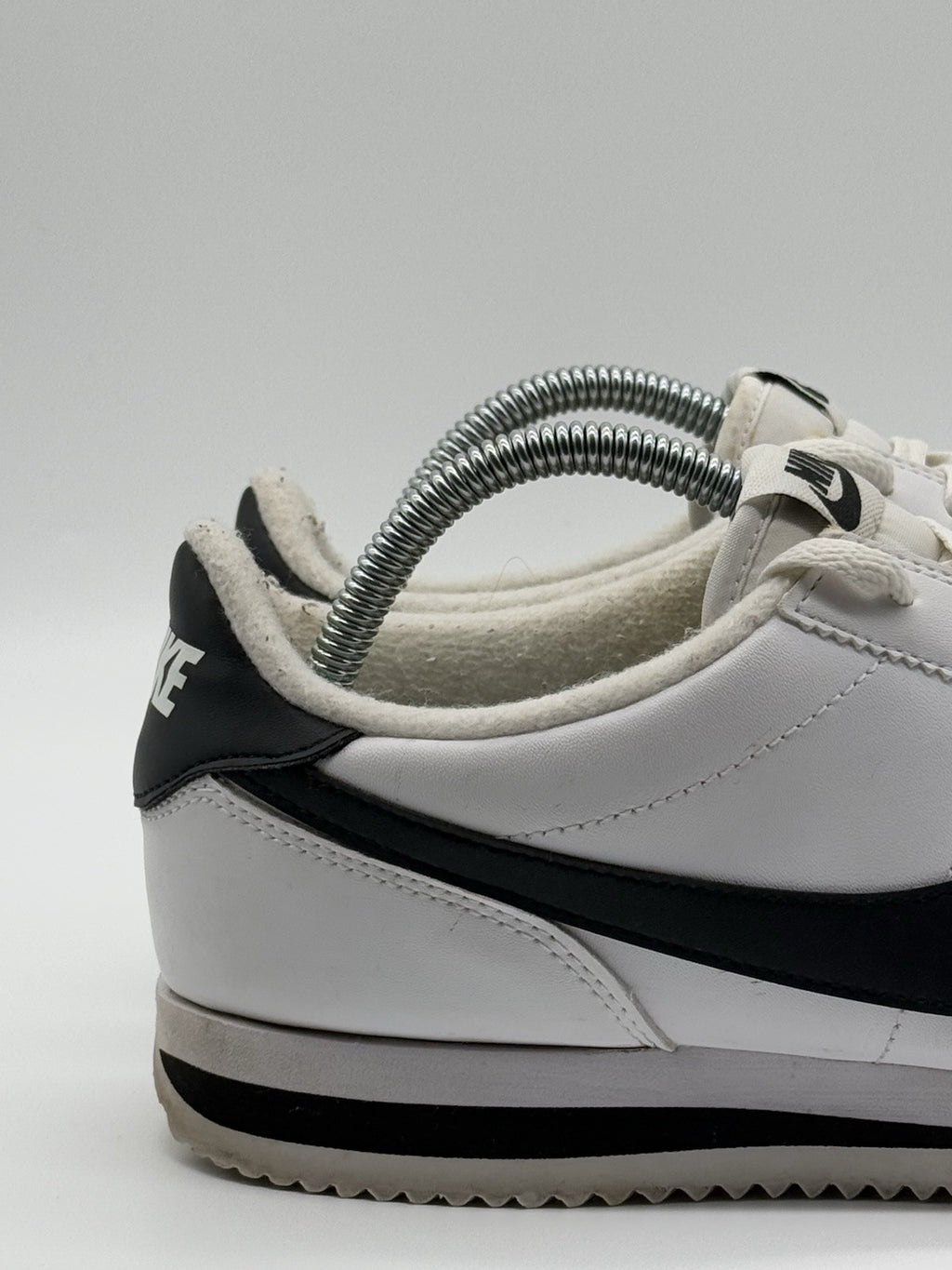 (2019) Nike Cortez Basic Leather OG Trainers - White Black - Size UK 7 (EU 41)