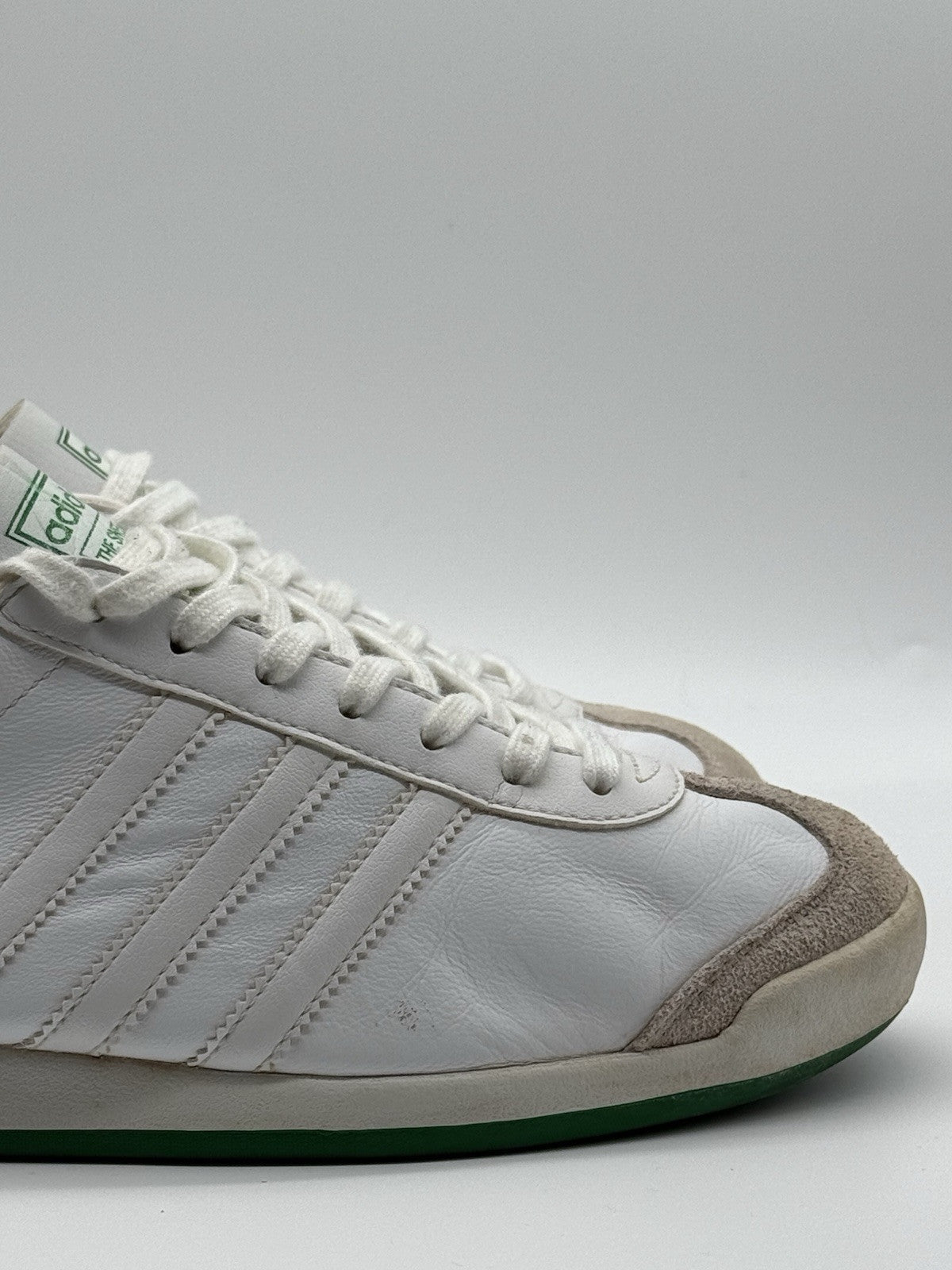 Rare (2008) Adidas ‘The Sneeker’ White / Green Leather Trainers Size UK 7