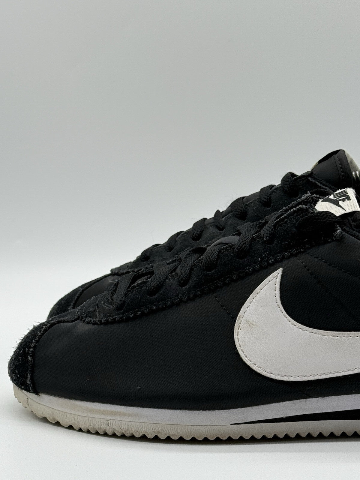 (2015) Nike Classic Cortez Nylon OG Vintage - Black White - Size UK 11 (EU 46)