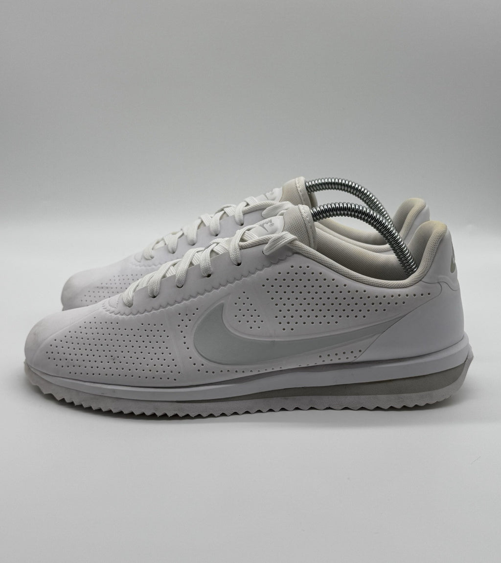 Nike Cortez Ultra Moire "Triple White" Trainers UK 7 EUR 41 (845013 101)
