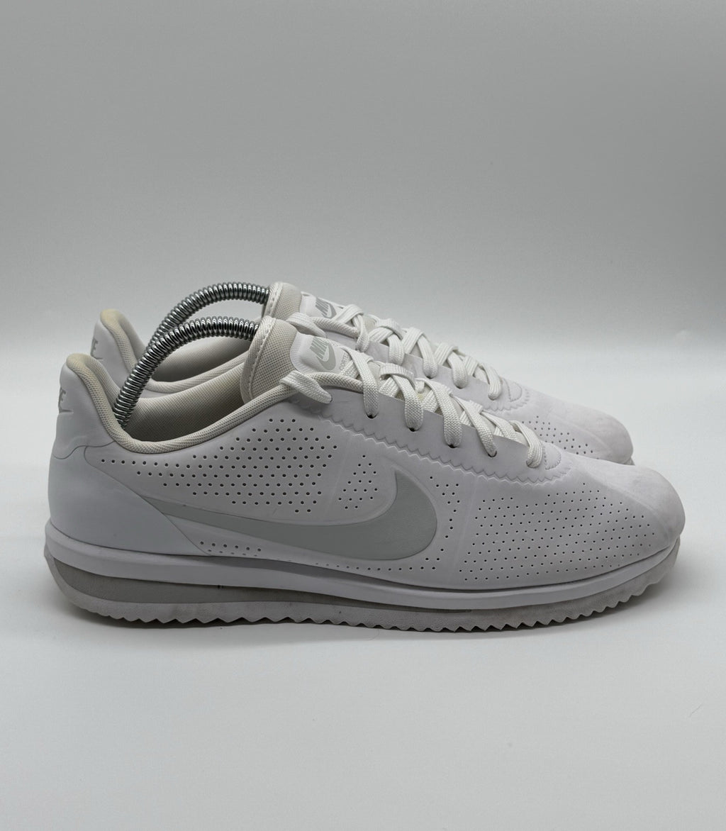 Nike Cortez Ultra Moire "Triple White" Trainers UK 7 EUR 41 (845013 101)